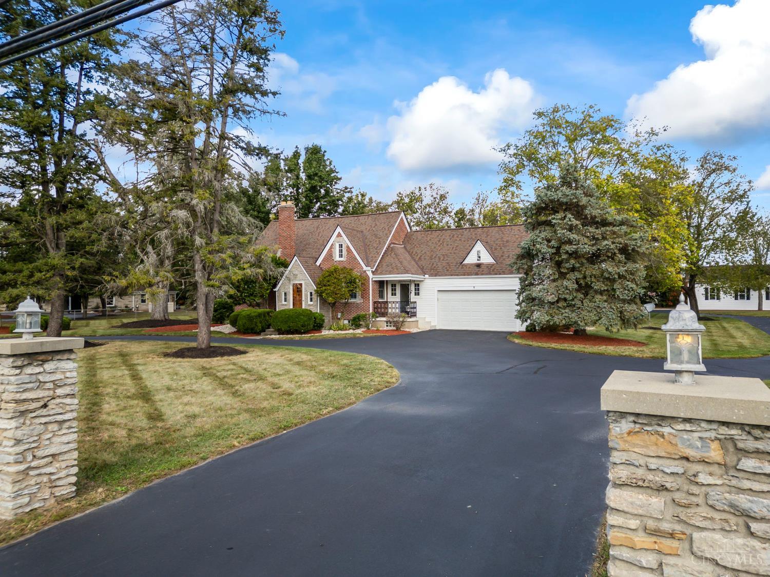 5794 River Road Property Photo 4