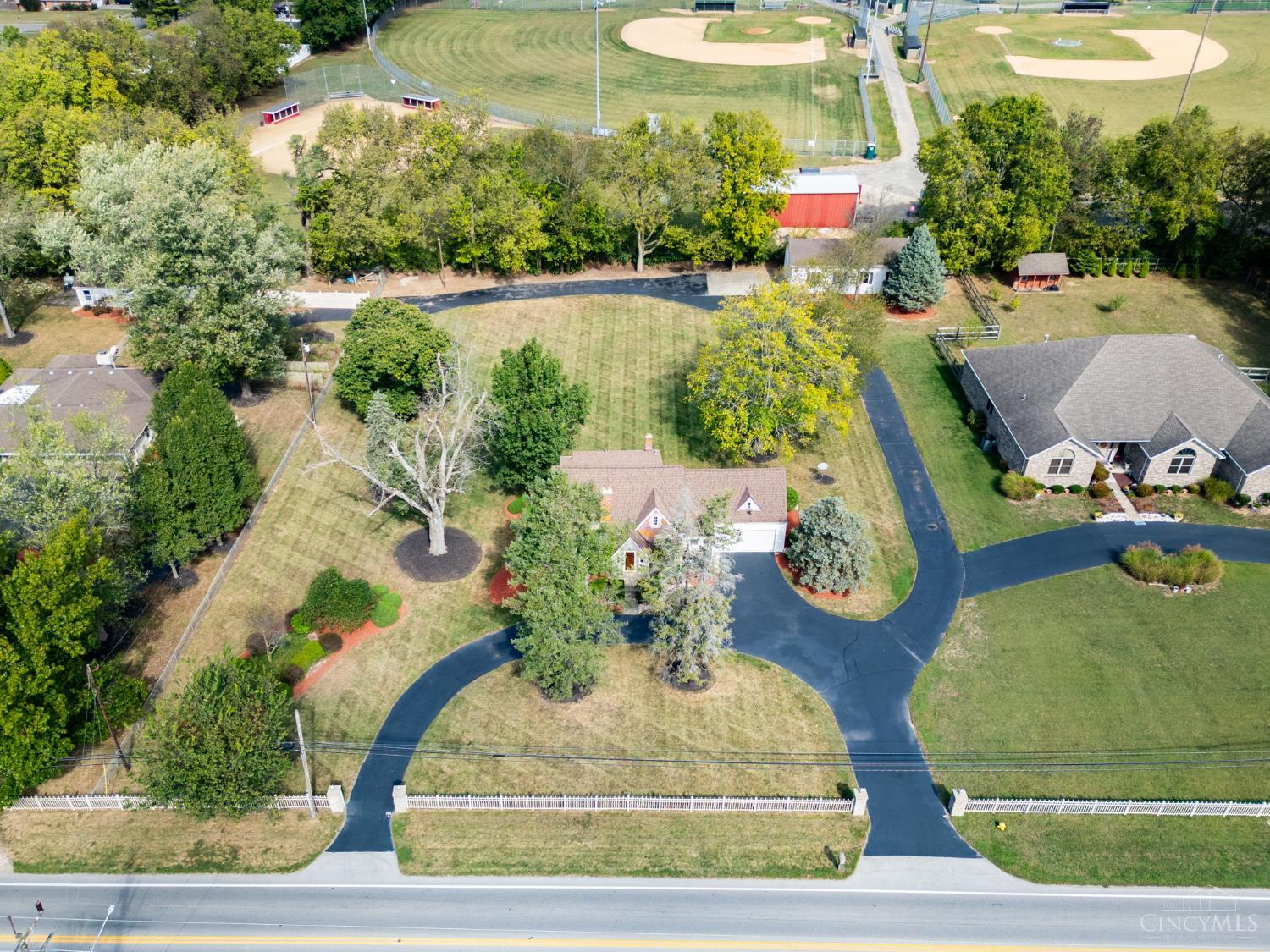 5794 River Road Property Photo 16