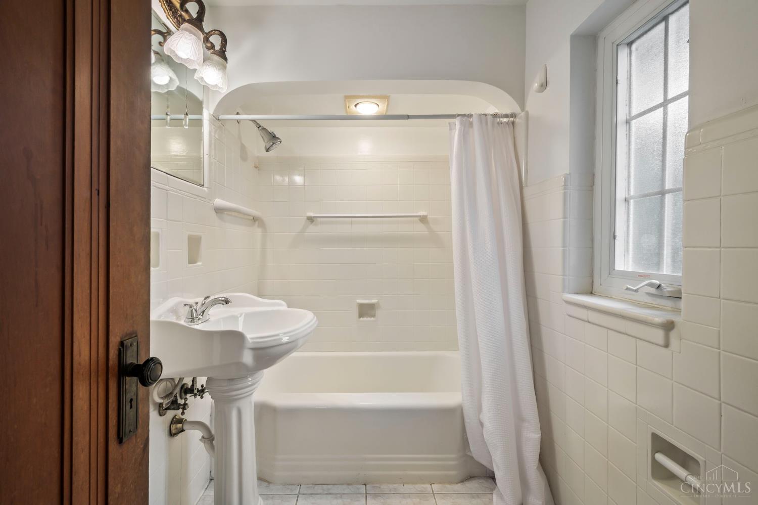 5794 River Road Property Photo 43
