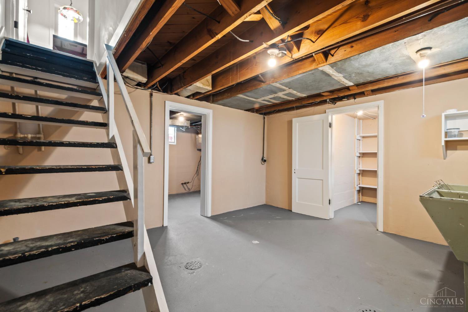 5794 River Road Property Photo 47