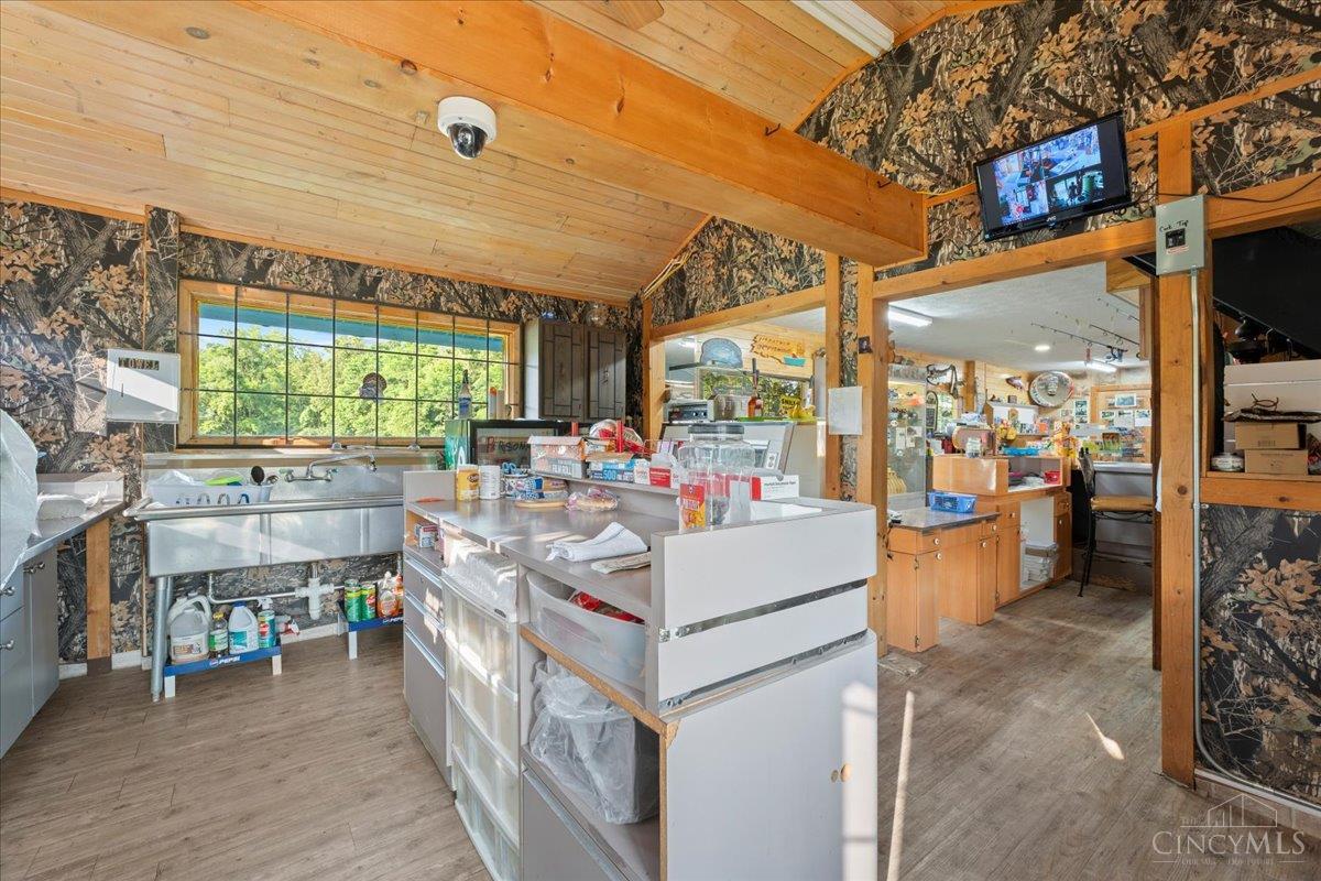 2155 Slade Road Property Photo 8