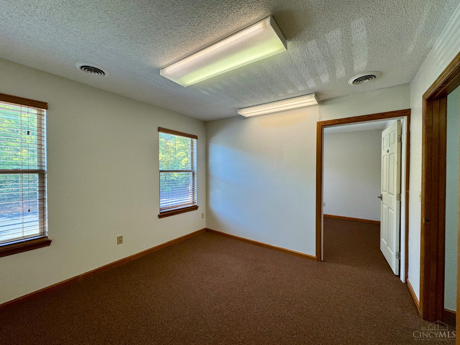 8859 Brookside Avenue Property Photo 17