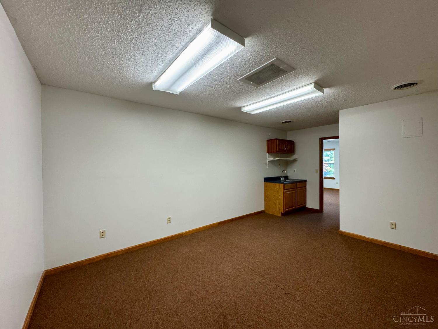 8859 Brookside Avenue Property Photo 24