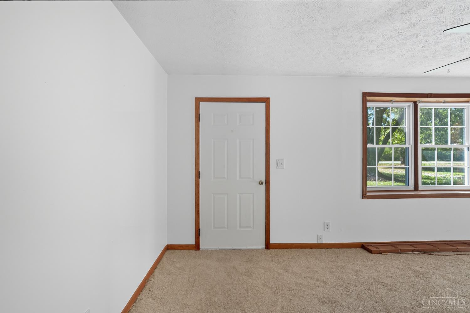 3730 Greentree Road Property Photo 7