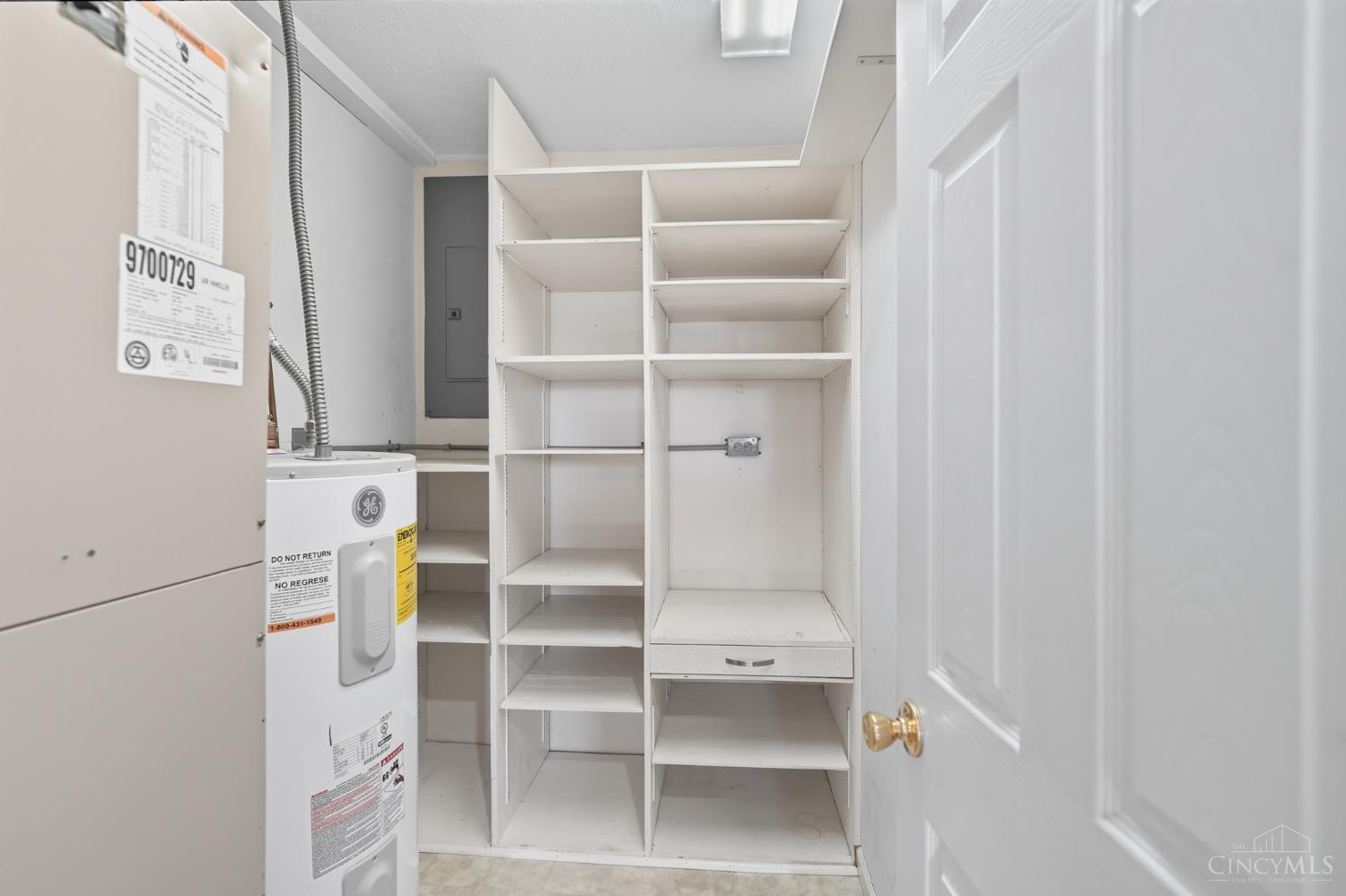 3730 Greentree Road Property Photo 23