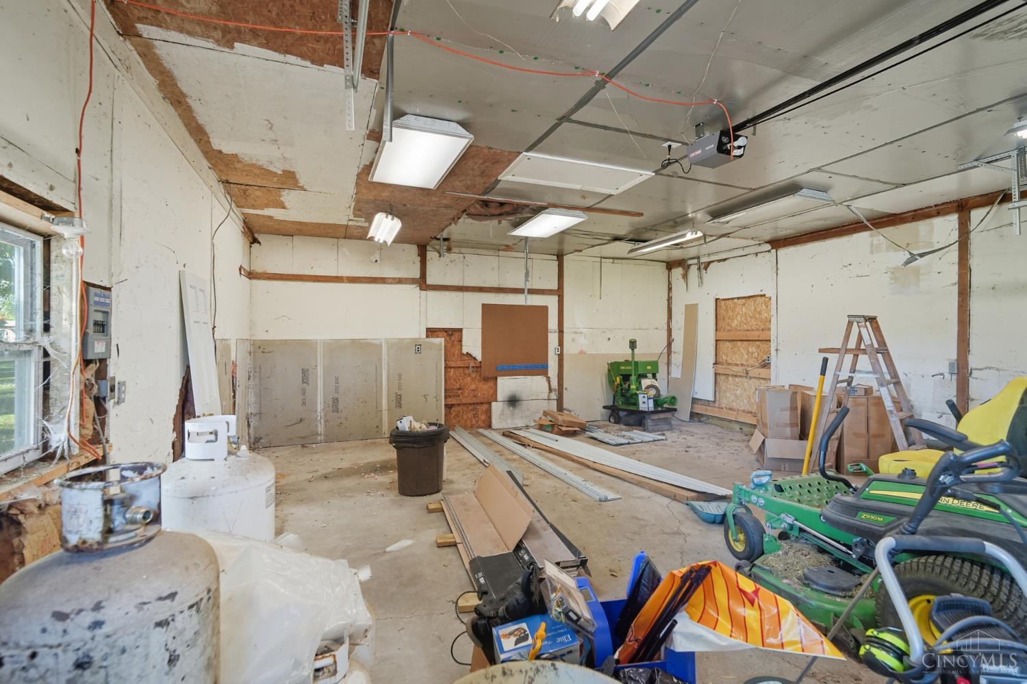 3730 Greentree Road Property Photo 35