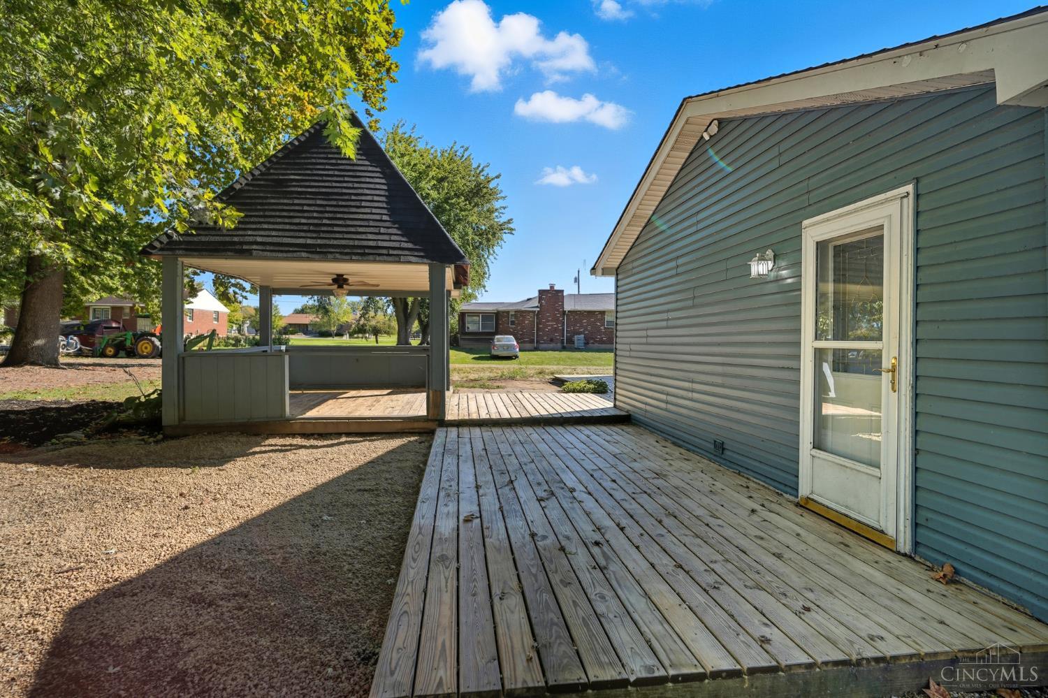 3730 Greentree Road Property Photo 38