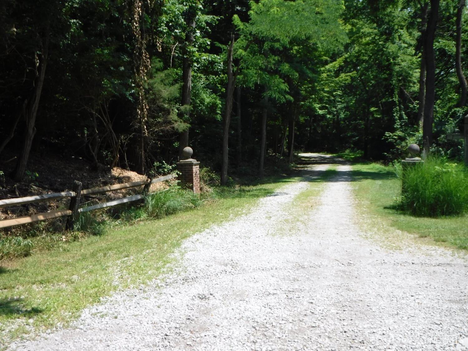 1140 Weber Road Property Photo 6