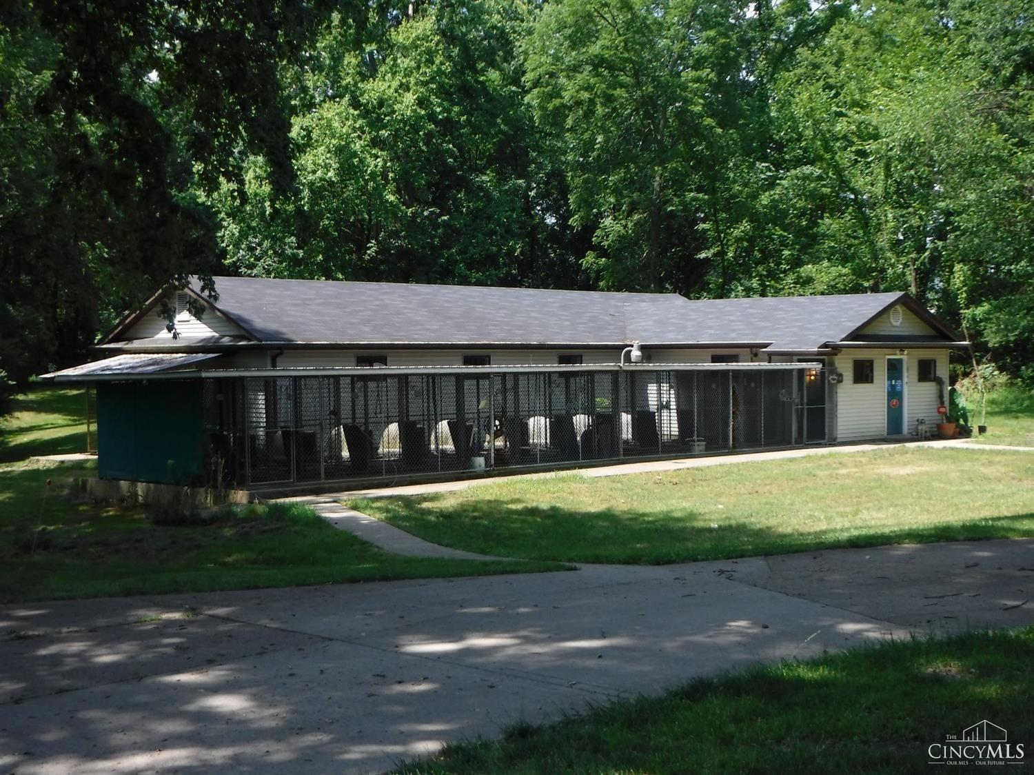 1140 Weber Road Property Photo 13