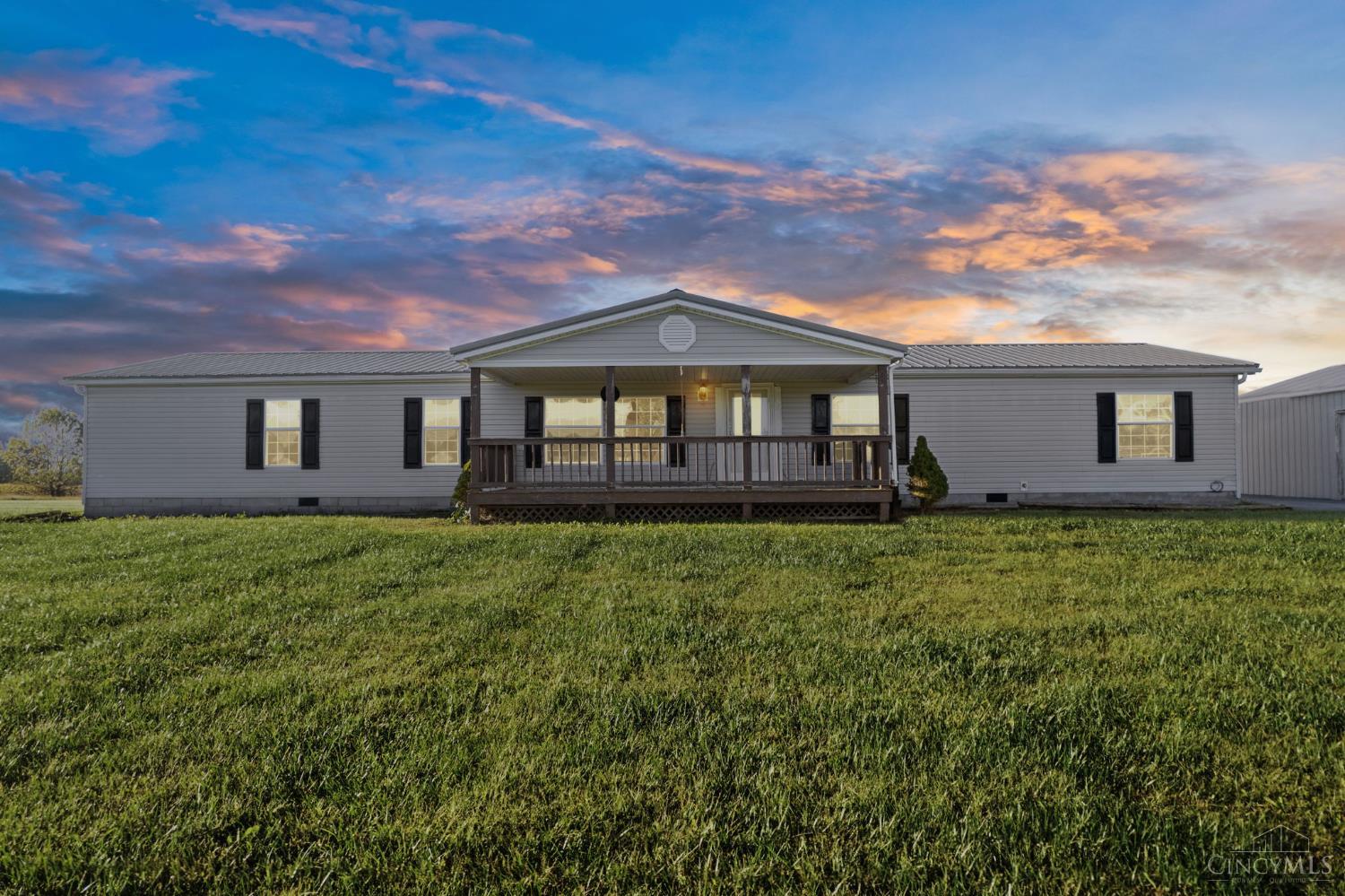 7986 Black Road Property Photo 1