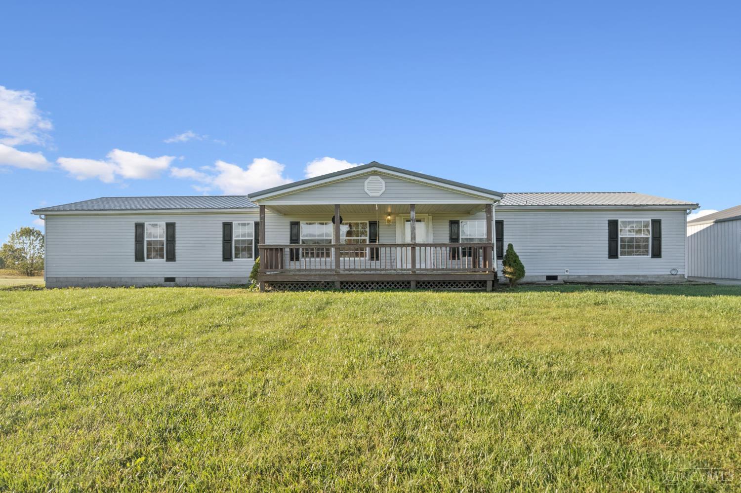 7986 Black Road Property Photo 5