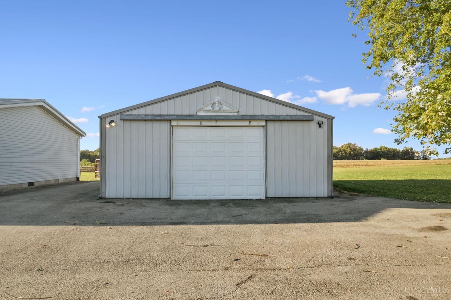 7986 Black Road Property Photo 8