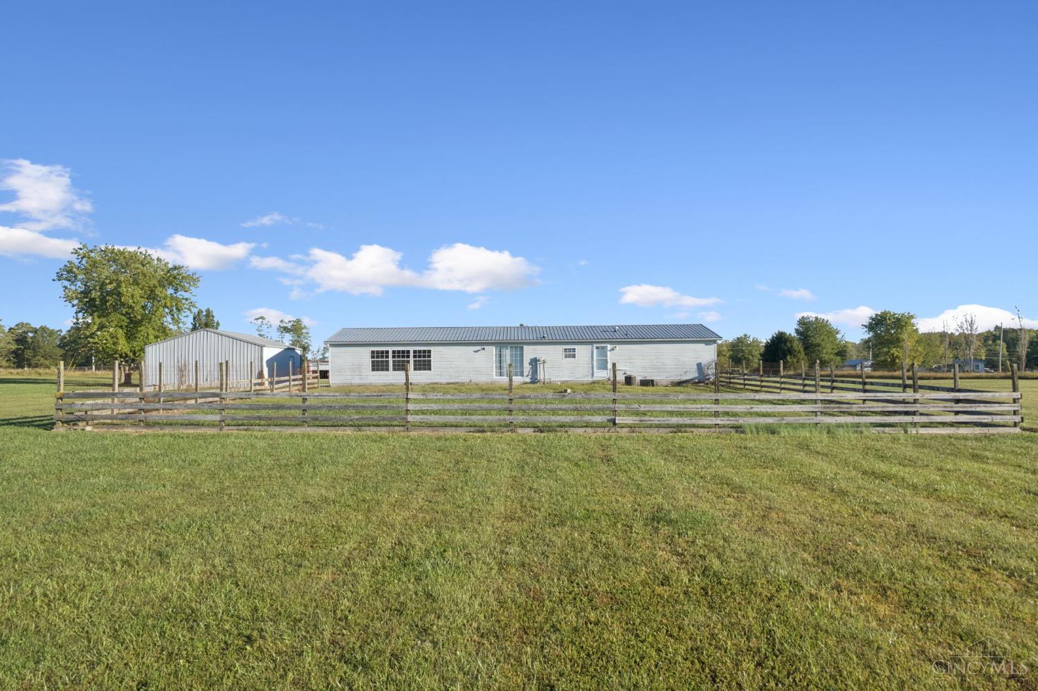 7986 Black Road Property Photo 10