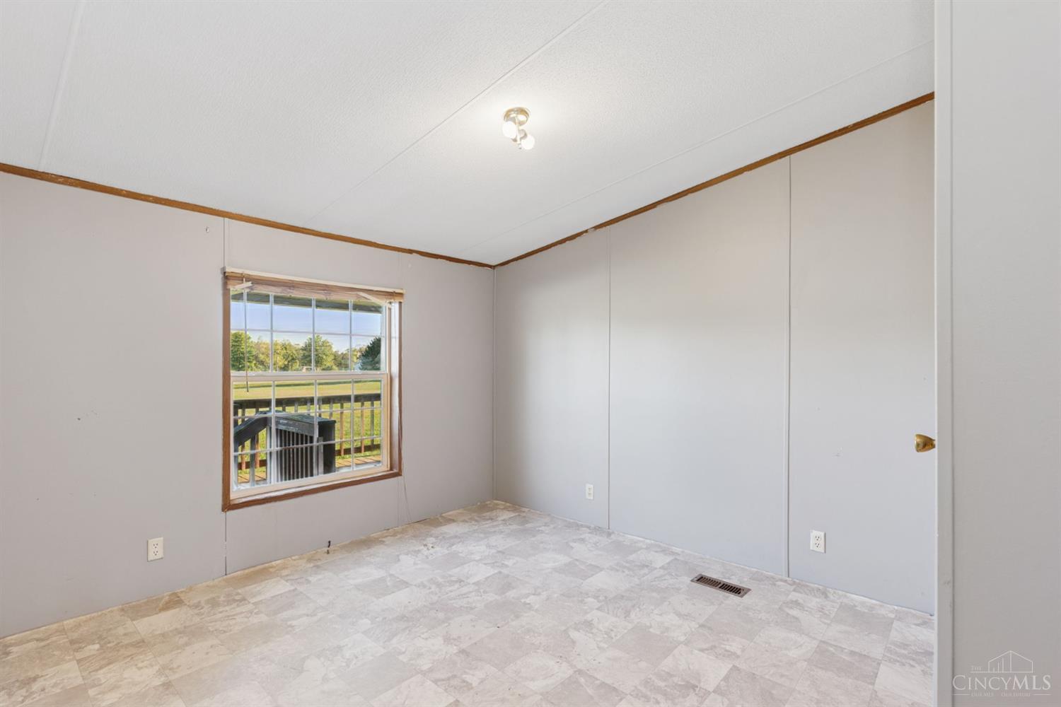 7986 Black Road Property Photo 35