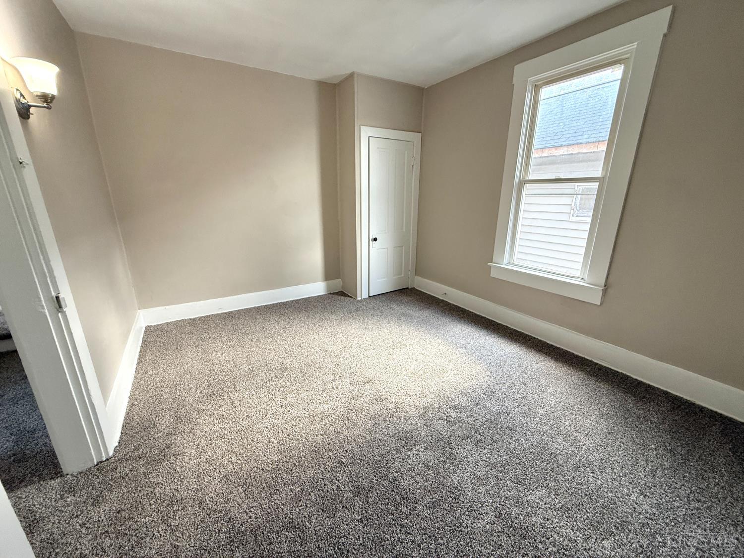 1112 Girard Avenue Property Photo 16