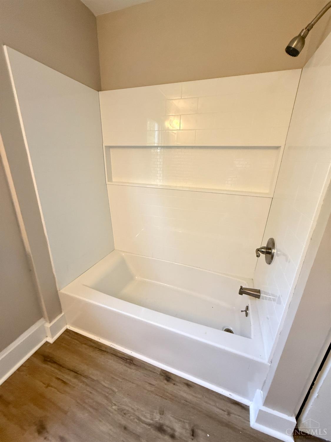 1112 Girard Avenue Property Photo 19