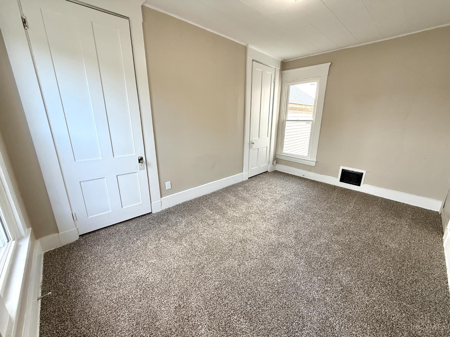 1112 Girard Avenue Property Photo 23