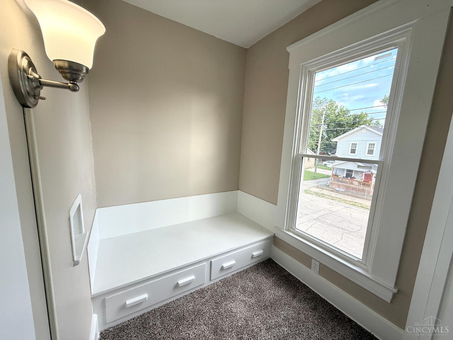 1112 Girard Avenue Property Photo 25