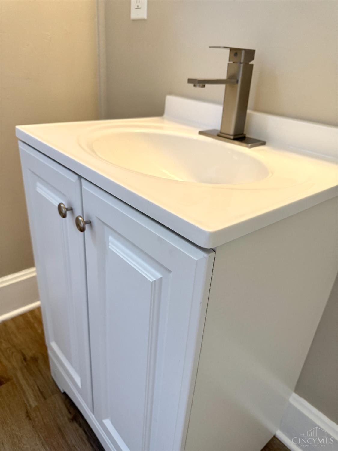 1112 Girard Avenue Property Photo 28