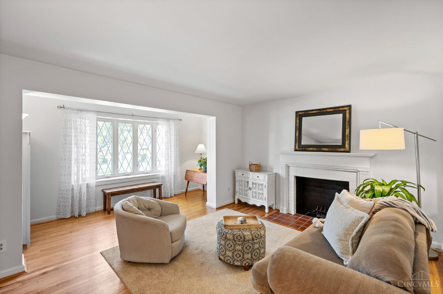 7351 Miami Hills Drive Property Photo 4