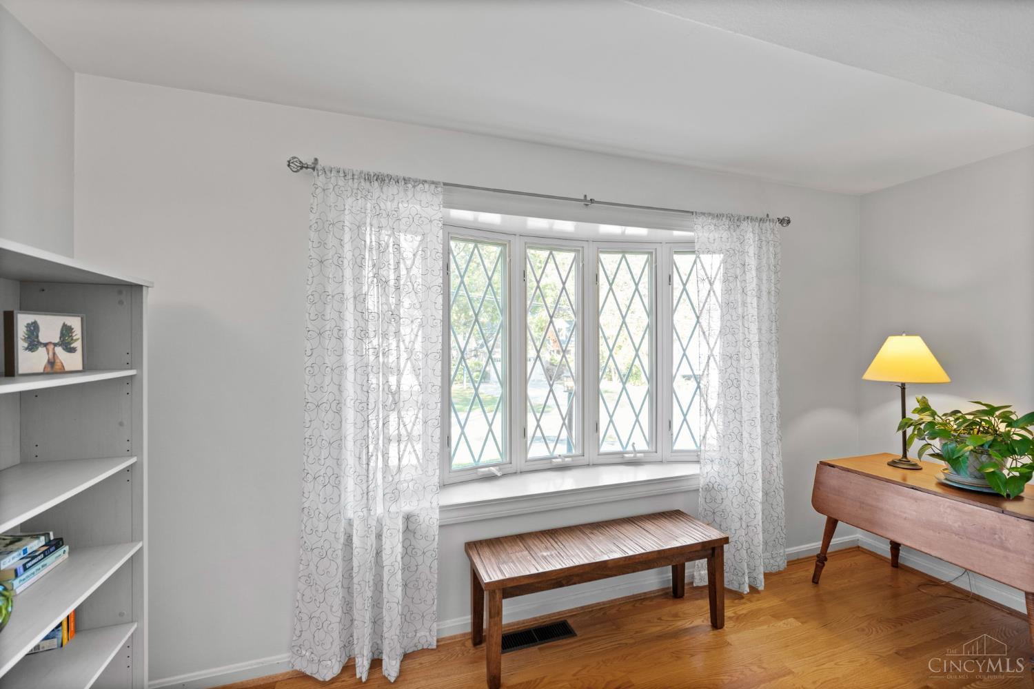 7351 Miami Hills Drive Property Photo 5