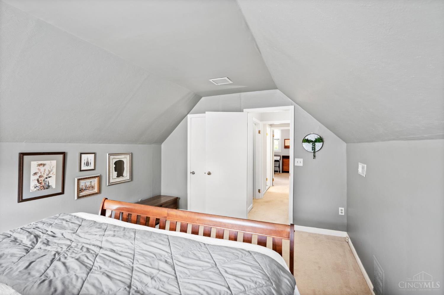 7351 Miami Hills Drive Property Photo 24