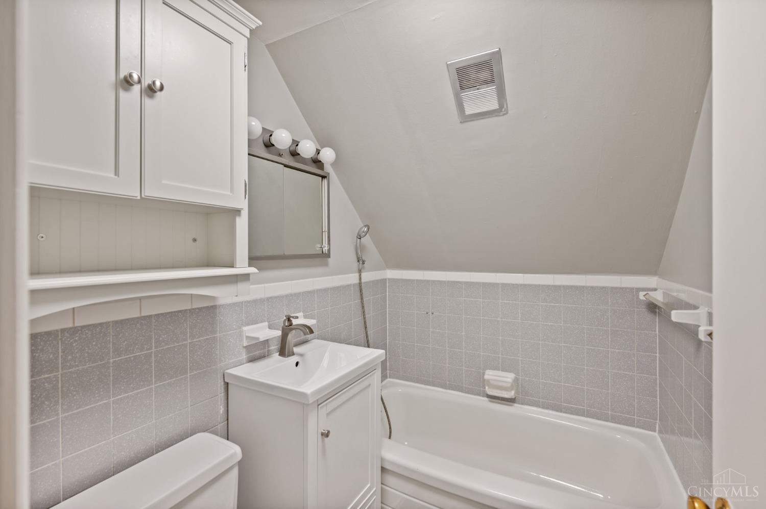 7351 Miami Hills Drive Property Photo 28