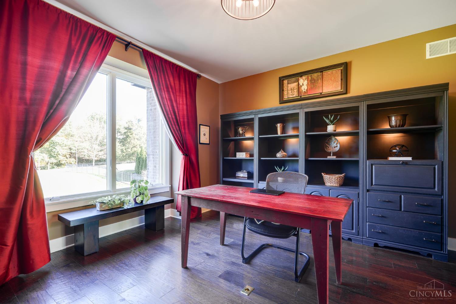 5199 Medlar Road Property Photo 37