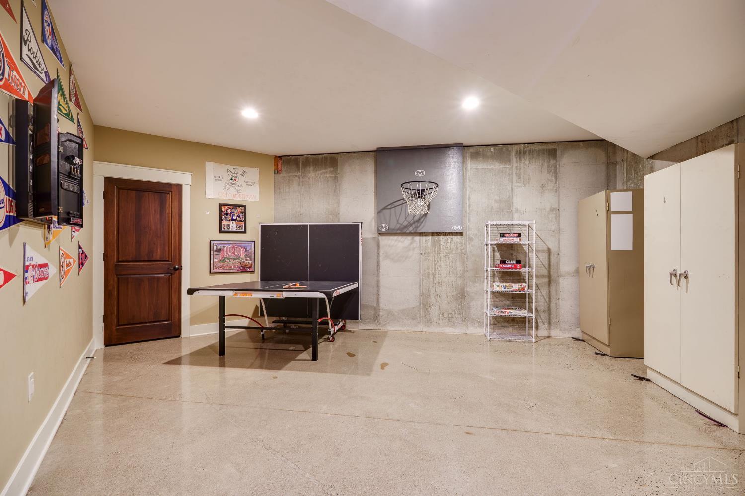 5199 Medlar Road Property Photo 54