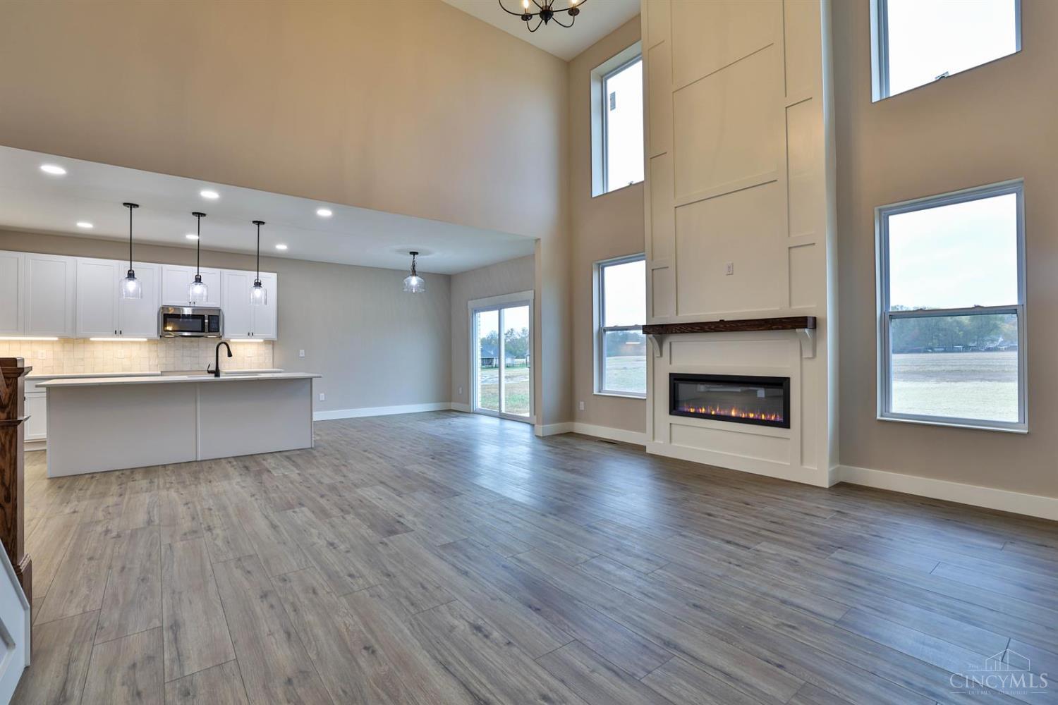 3704 Silax Drive Property Photo 7