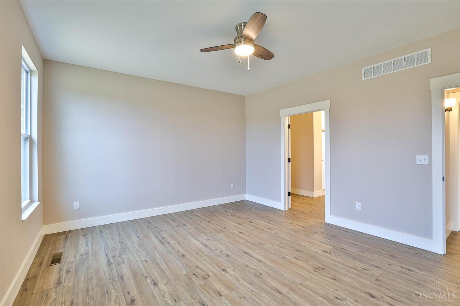 3704 Silax Drive Property Photo 18