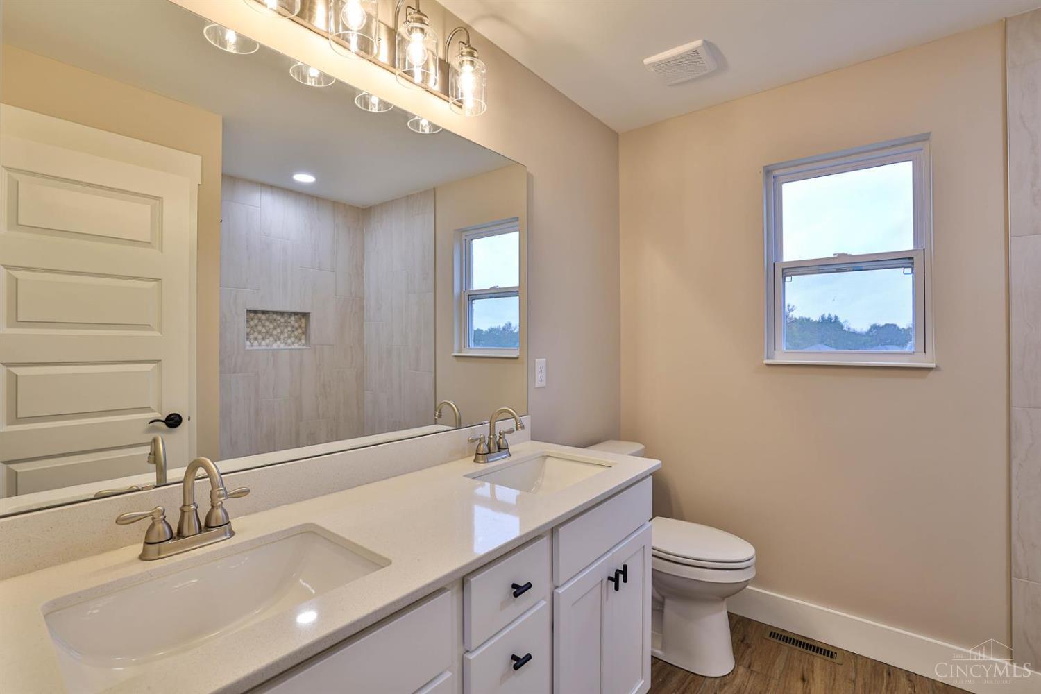 3704 Silax Drive Property Photo 31