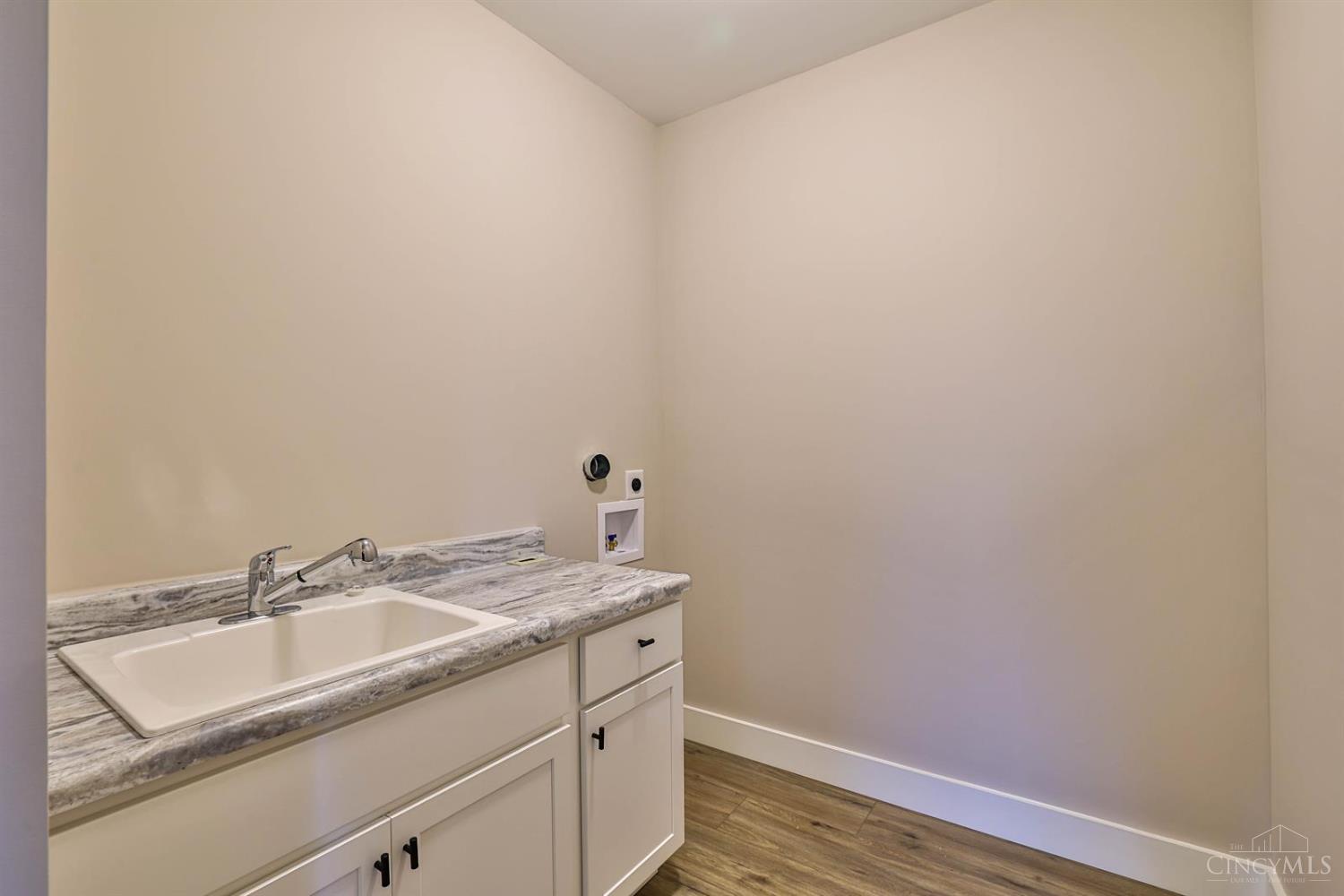 3704 Silax Drive Property Photo 33