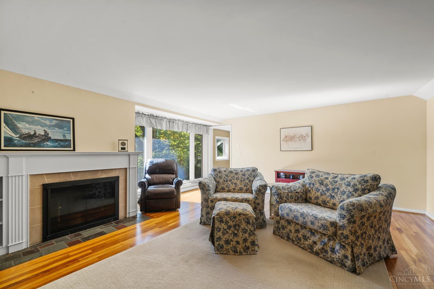 939 Timber Trail Property Photo 11