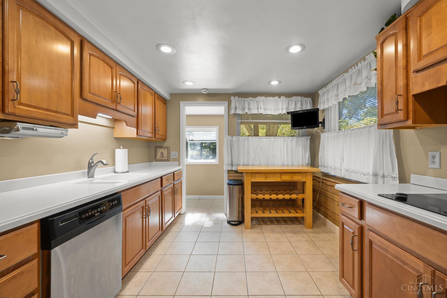 939 Timber Trail Property Photo 22