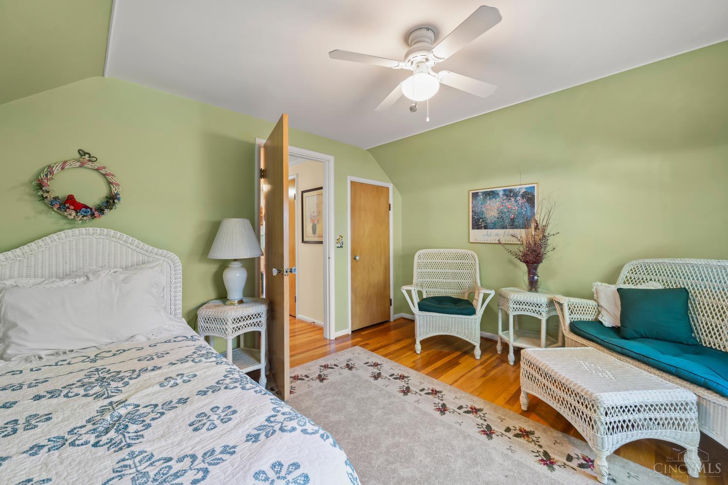 939 Timber Trail Property Photo 28