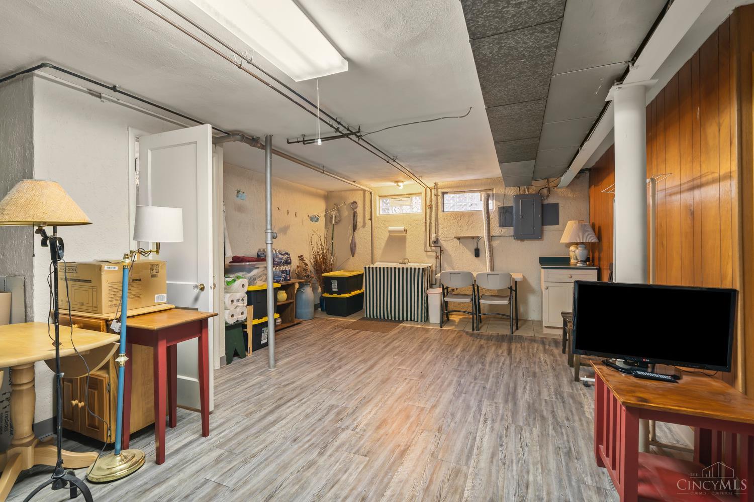 939 Timber Trail Property Photo 34