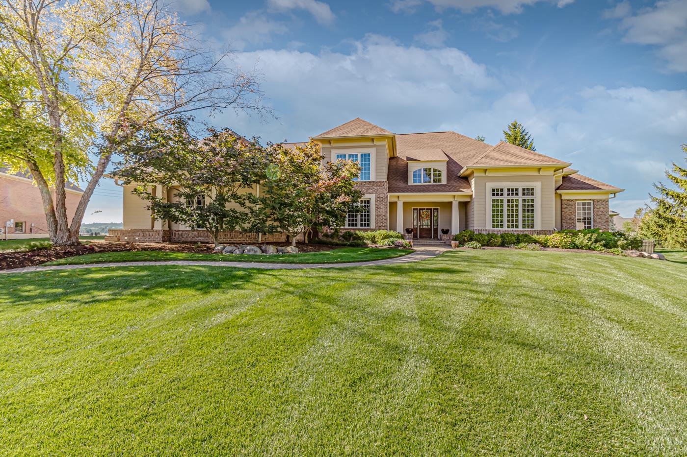 10679 Chestnut Hill Lane Property Photo 1