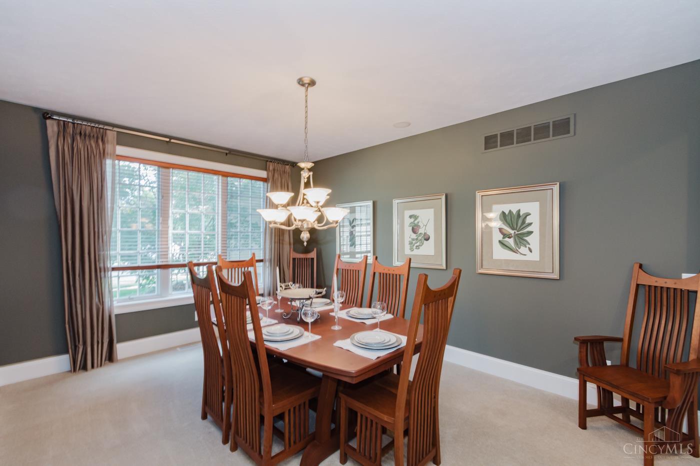 10679 Chestnut Hill Lane Property Photo 8