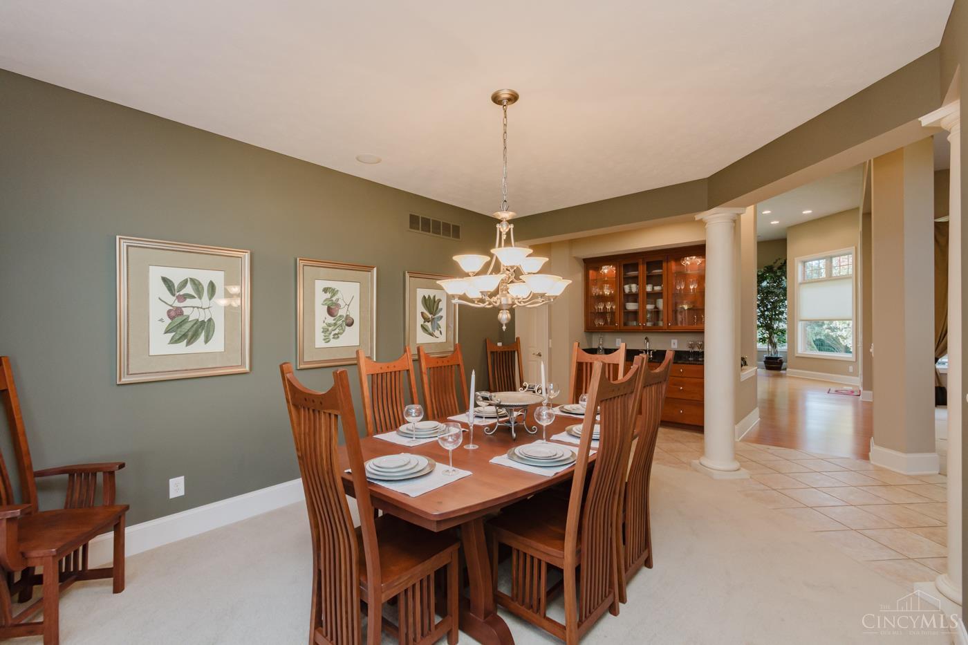 10679 Chestnut Hill Lane Property Photo 9