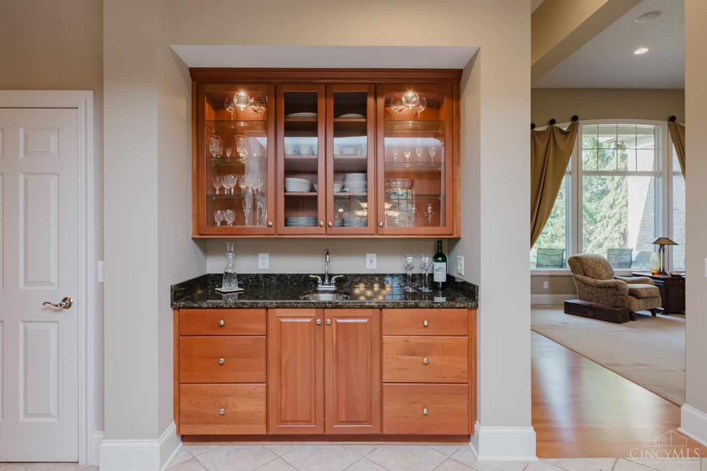 10679 Chestnut Hill Lane Property Photo 11