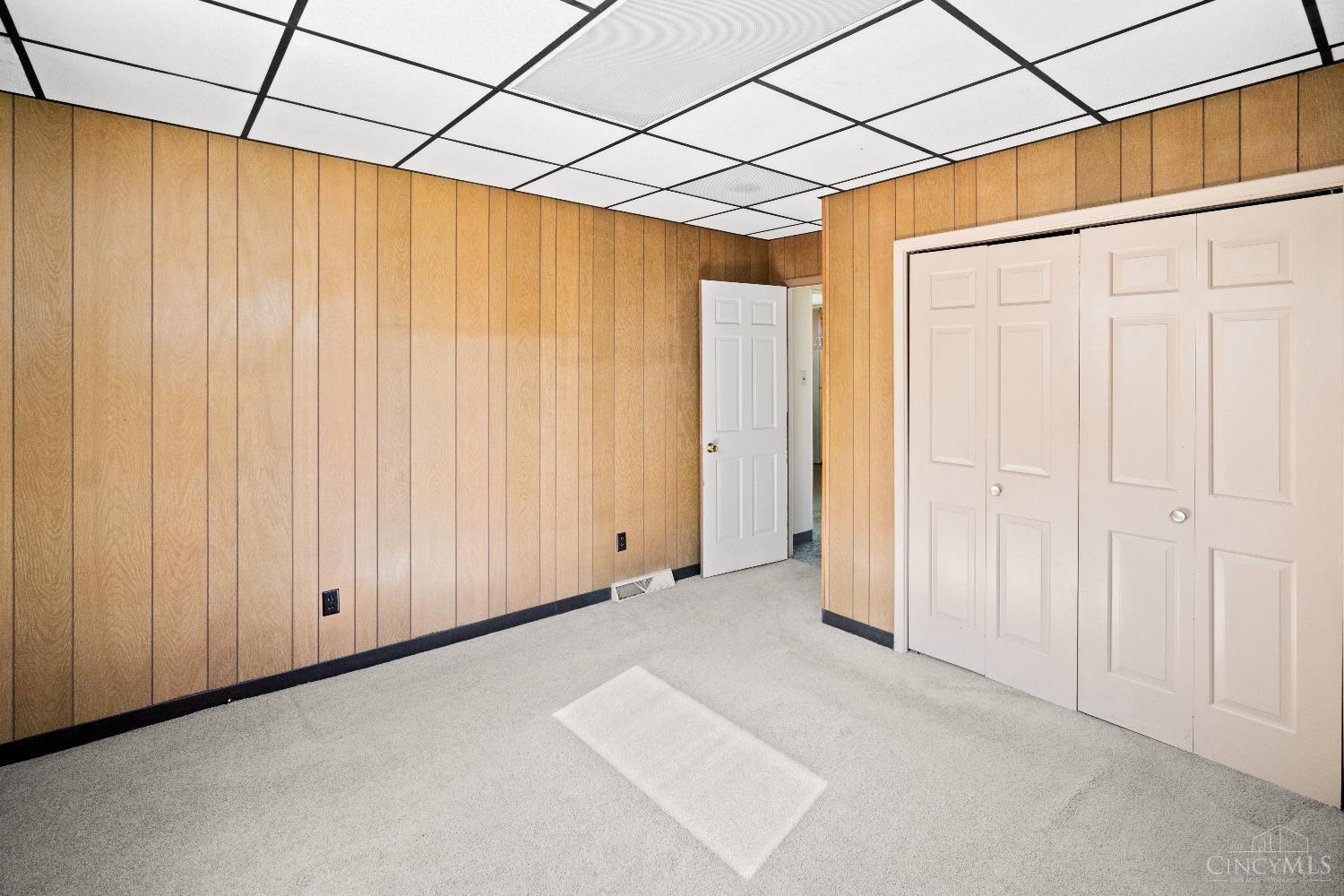 4207 Harding Avenue Property Photo 16