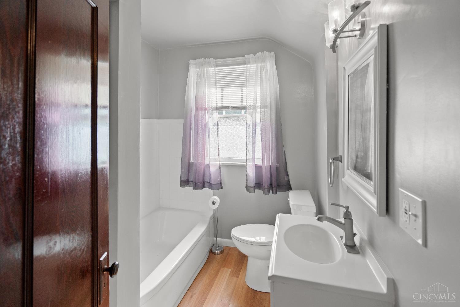 4207 Harding Avenue Property Photo 22