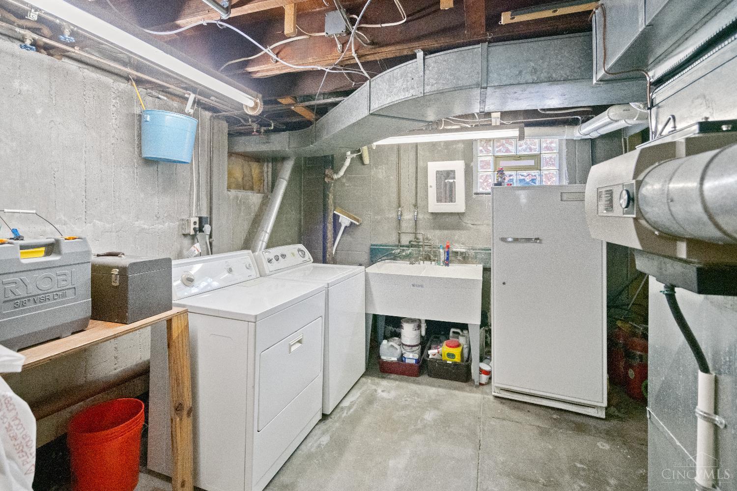 4207 Harding Avenue Property Photo 26