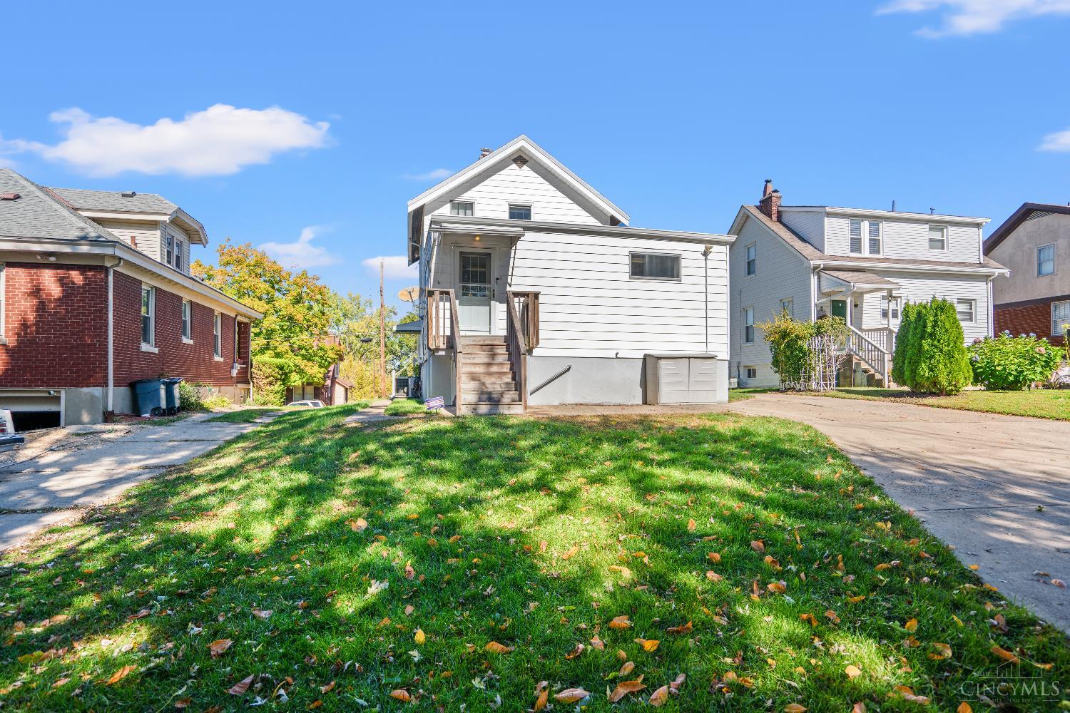 4207 Harding Avenue Property Photo 34