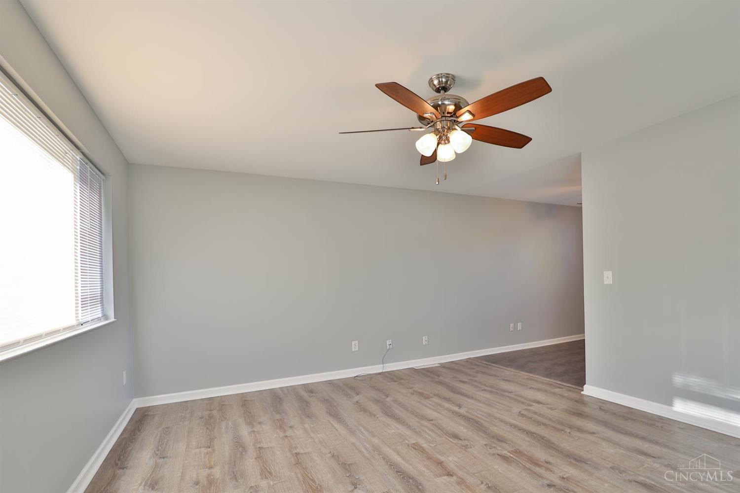 4633 Summerside Road Property Photo 4