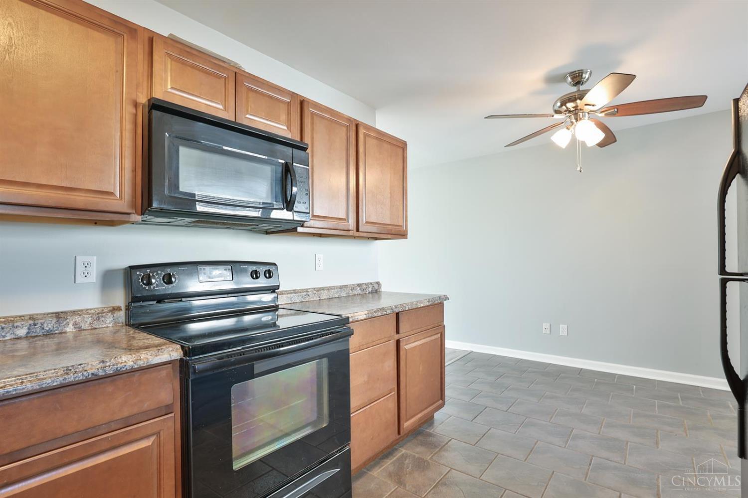 4633 Summerside Road Property Photo 7