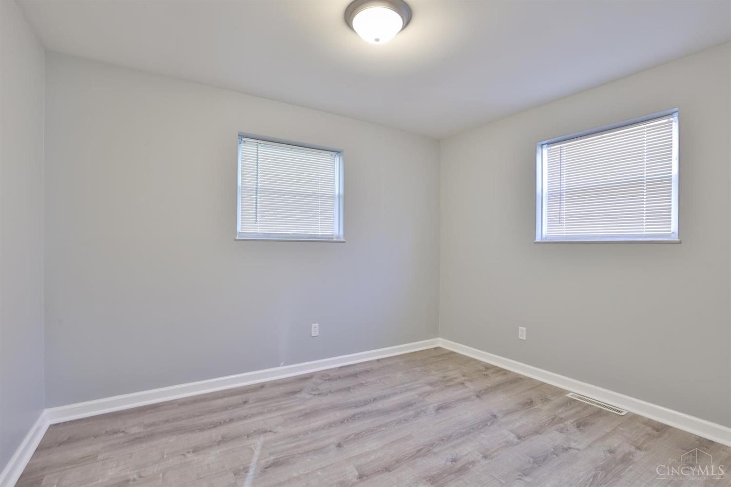 4633 Summerside Road Property Photo 12