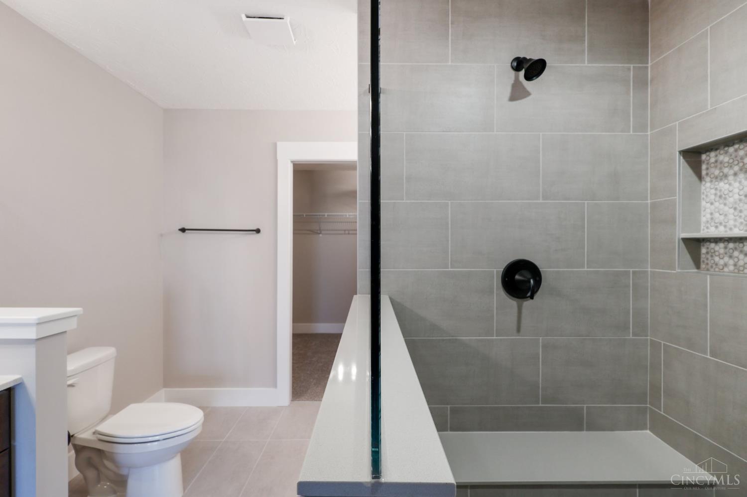 5017 Waterford Lane Property Photo 26