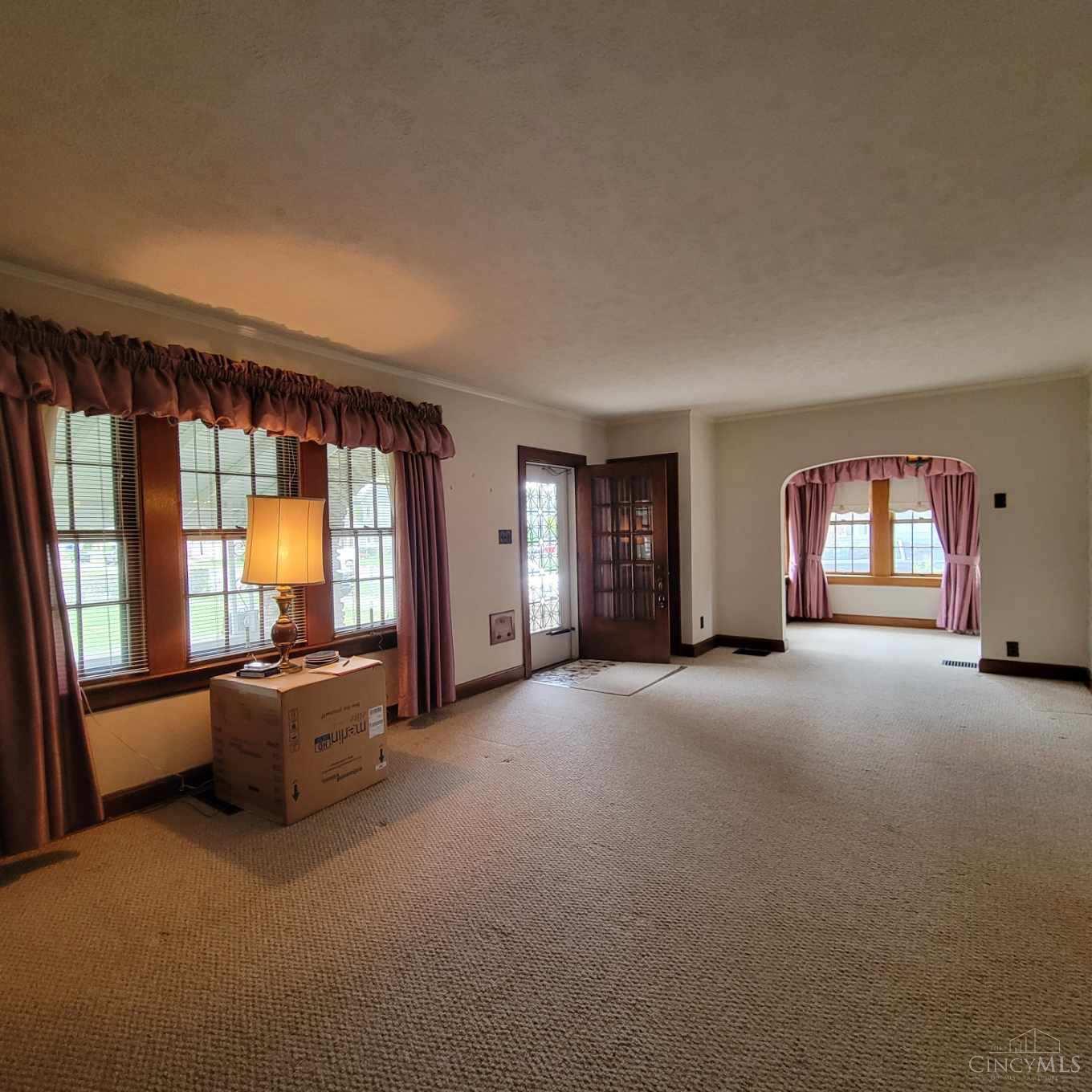 2775 Pleasant Avenue Property Photo 2